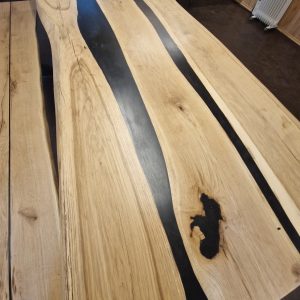 Massivholz Tisch Epoxidharz